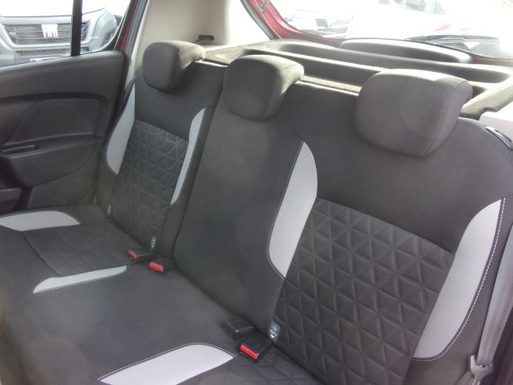 DACIA SANDERO STEPWAY DACIA SANDERO-008.jpg